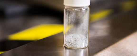 aluminum powder.jpg