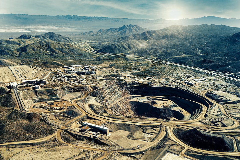 File:Mountain Pass Rare Earth Mine & Processing Facility.jpg